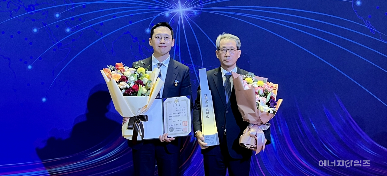 5일 코엑스(서울 강남구 소재)에서 열린 ‘제59회 무역의 날 기념식’에서 한전원자력연료가 1억불 수출의 탑을 수상했다.